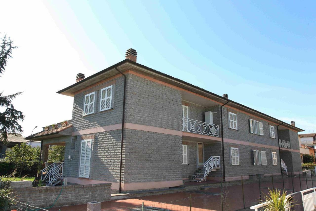 La Casa Di Sofia - Casa Vacanza Monterosi Extérieur photo