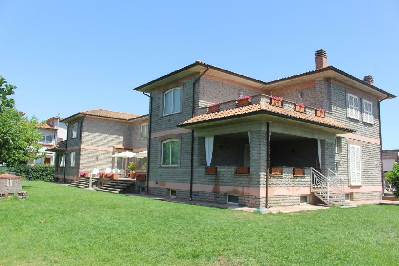 La Casa Di Sofia - Casa Vacanza Monterosi Extérieur photo
