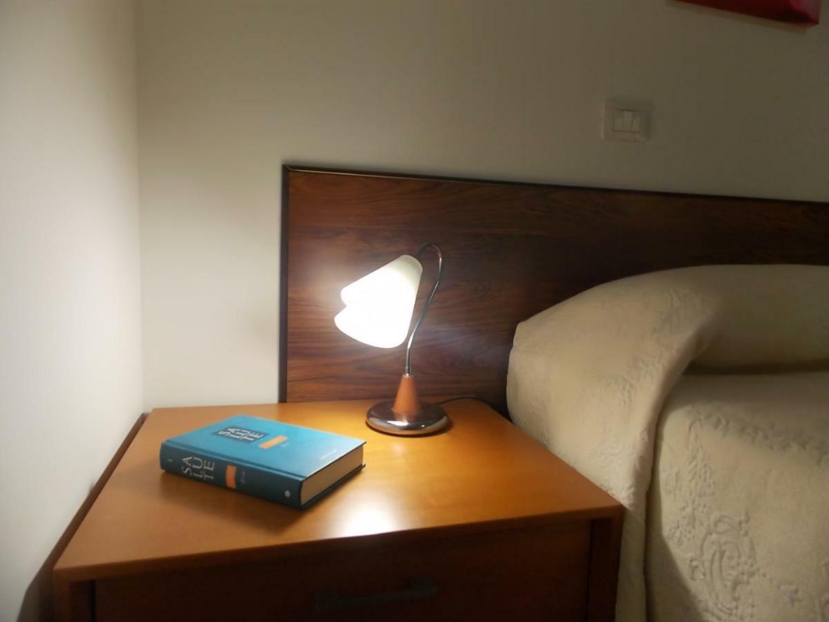 La Casa Di Sofia - Casa Vacanza Monterosi Extérieur photo