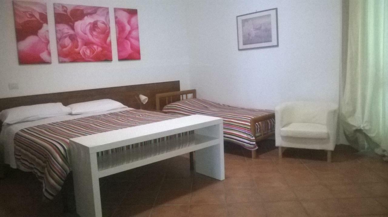 La Casa Di Sofia - Casa Vacanza Monterosi Extérieur photo